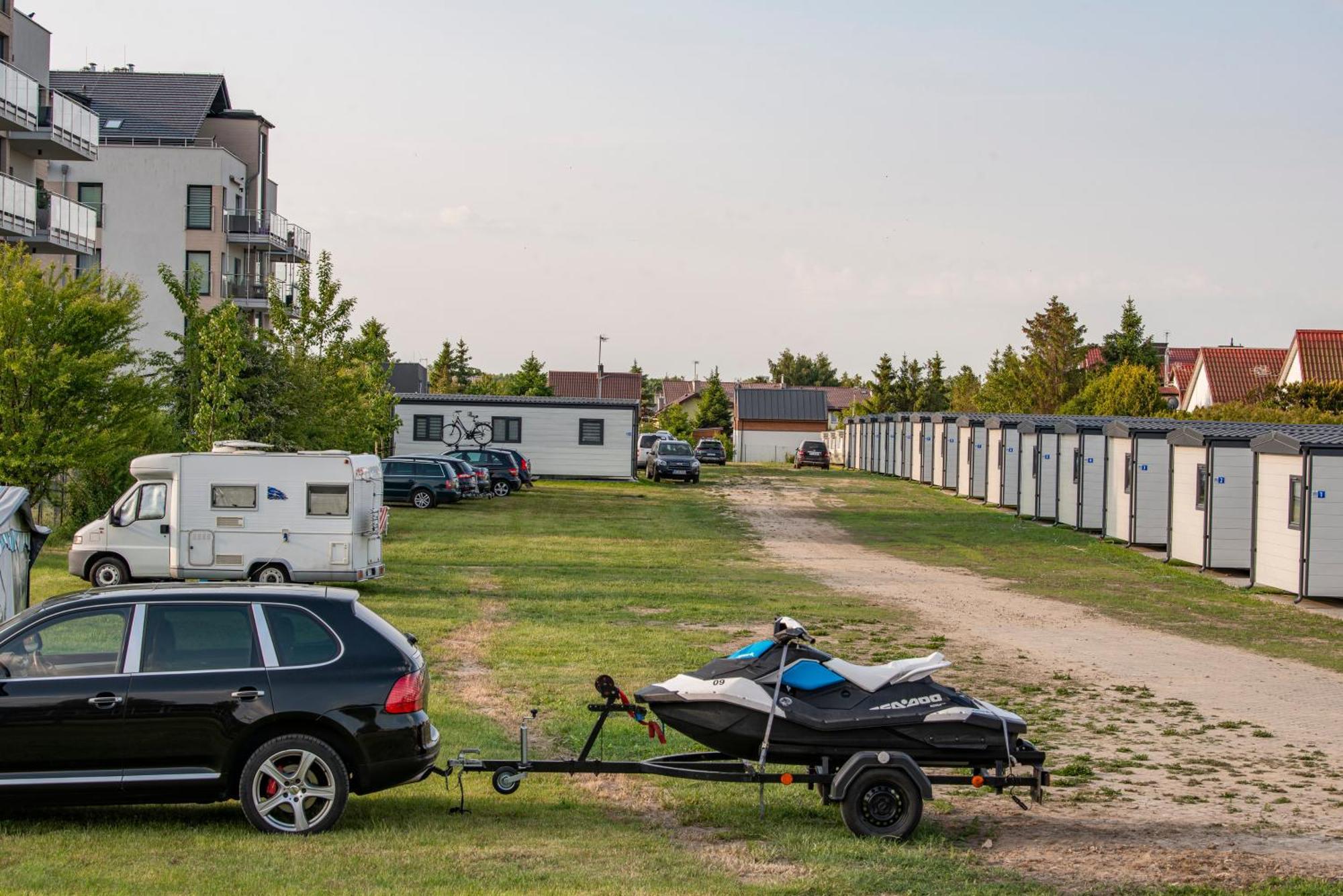 Domki Letniskowe Plaza Sianozety Hotel Buitenkant foto